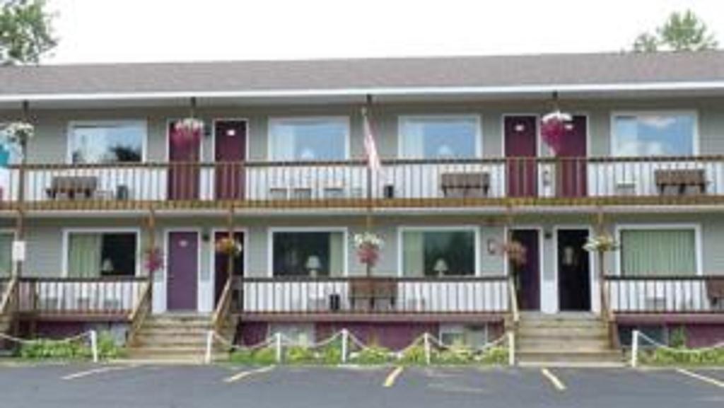 Legacy Inn & Suites Of Lake George Dış mekan fotoğraf